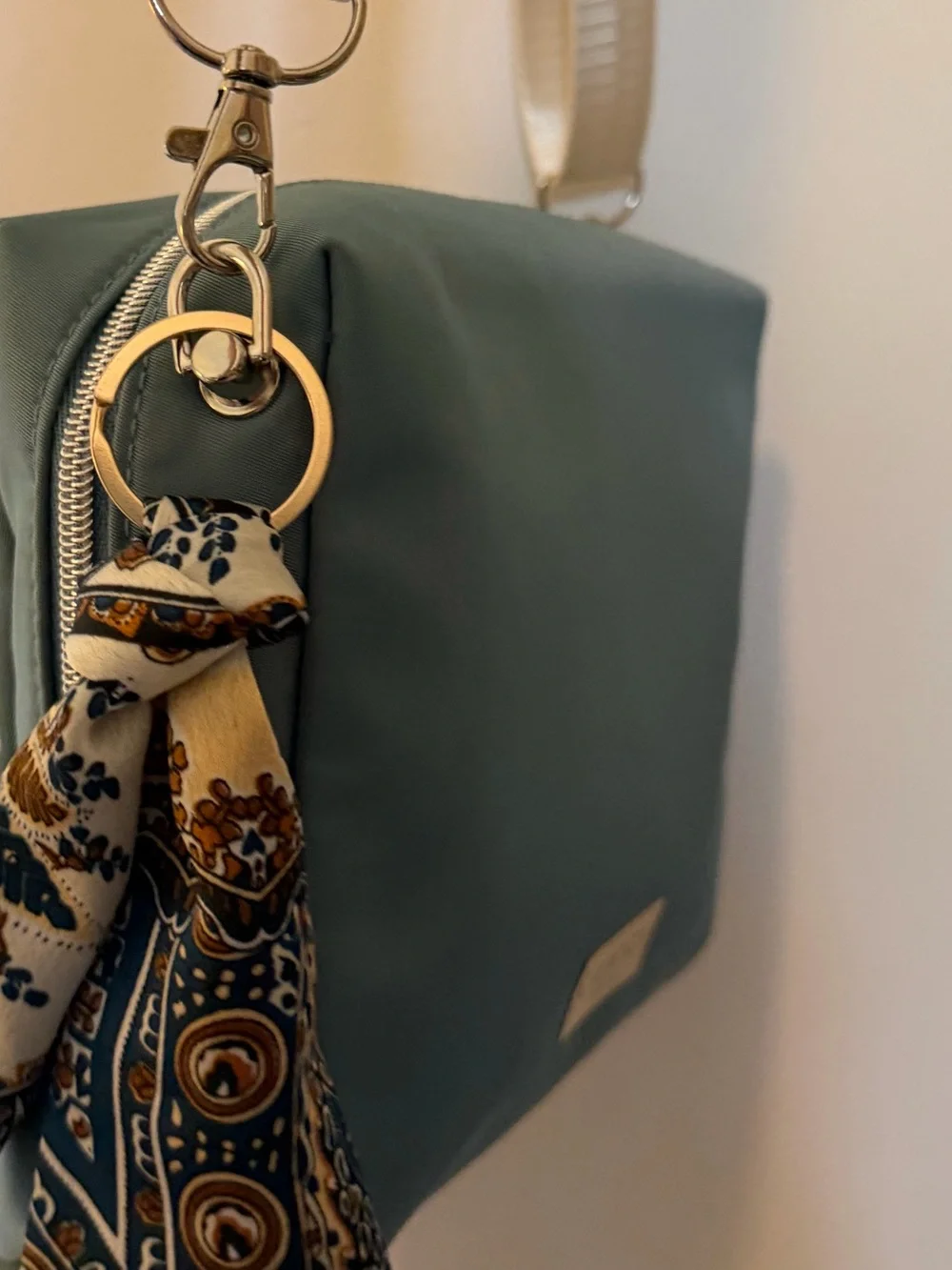Gucci Parfums Cosmetic Beauty Bag GWP VIP item